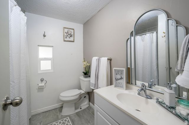 41 W CRAWFORD PL, Sandy, UT 84070