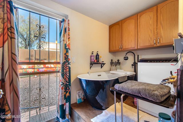 3516 E Florence, Tucson, AZ 85716