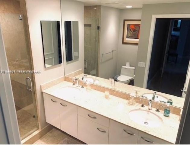 21200 Point Place 504, Aventura, FL 33180