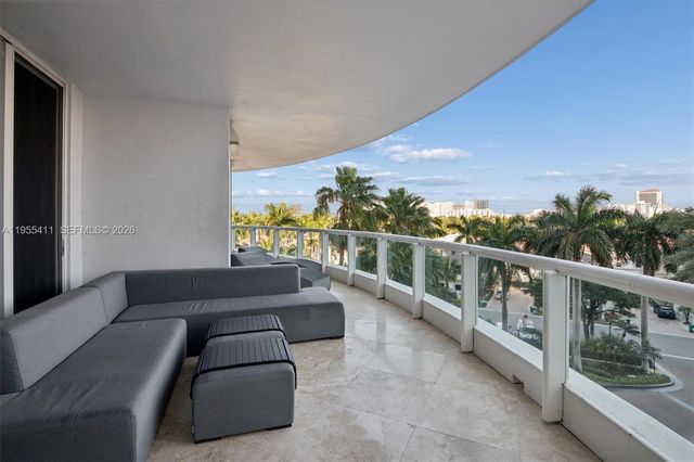 21200 Point Place 504, Aventura, FL 33180