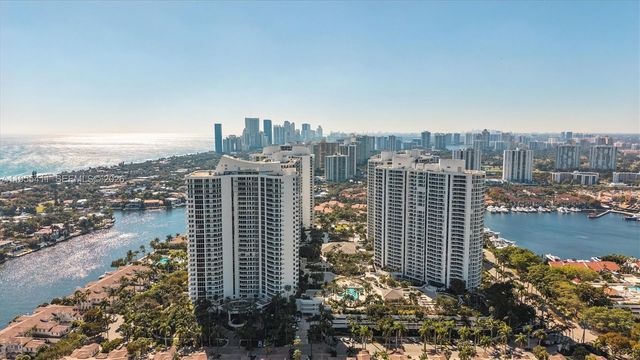 21200 Point Place 504, Aventura, FL 33180