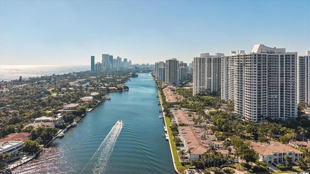 21200 Point Place 504, Aventura, FL 33180