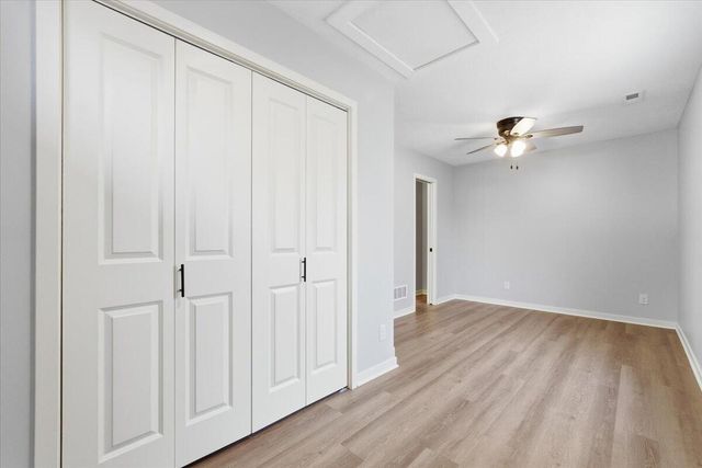 102 N 8TH Street, Council Bluffs, IA 51503