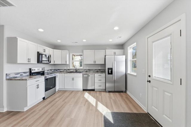 102 N 8TH Street, Council Bluffs, IA 51503