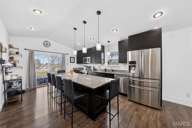 1 Maple Drive, Warrenton, MO 63383