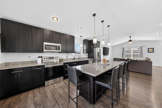 1 Maple Drive, Warrenton, MO 63383