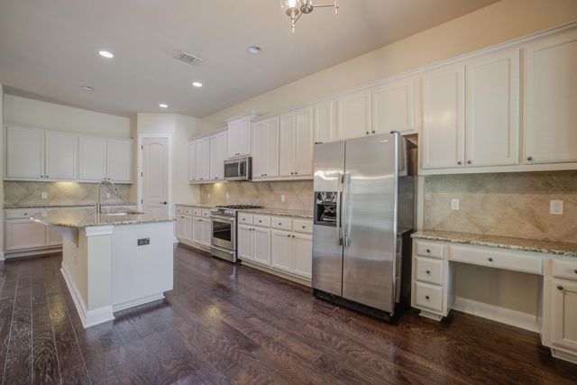 4524 Berkman DR, Austin, TX 78723
