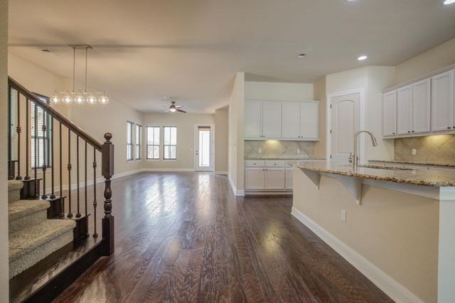 4524 Berkman DR, Austin, TX 78723