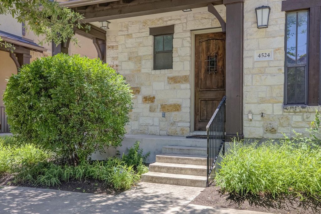 4524 Berkman DR, Austin, TX 78723