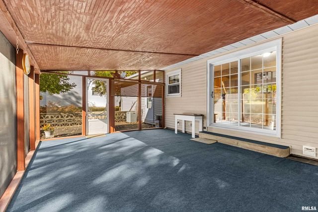 208 E BUTTERNUT Street, Elmwood, IL 61529