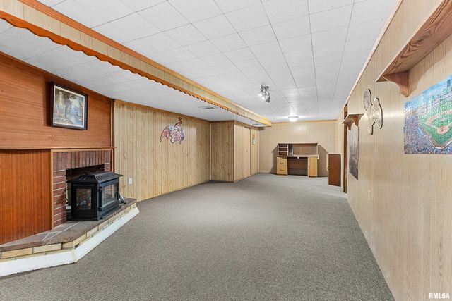 208 E BUTTERNUT Street, Elmwood, IL 61529