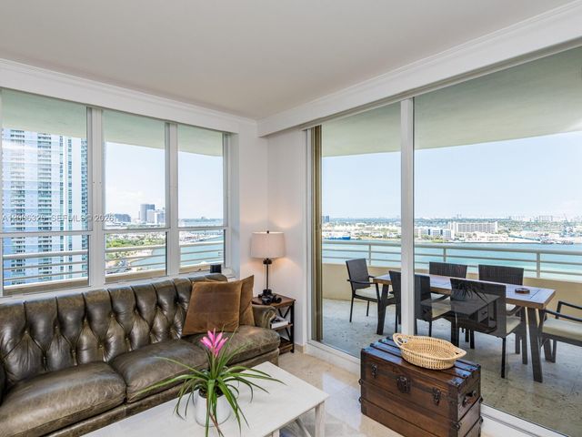 888 Brickell Key Dr 2112, Miami, FL 33131