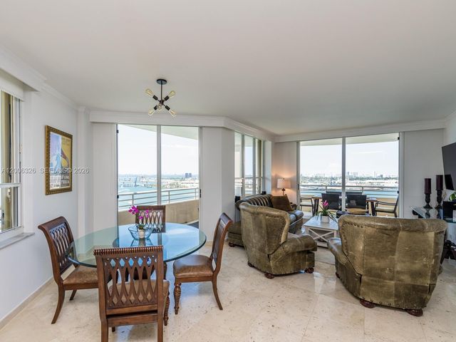 888 Brickell Key Dr 2112, Miami, FL 33131