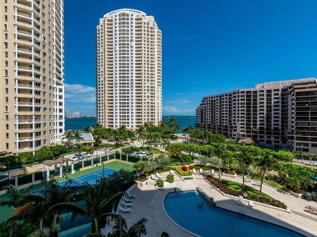 888 Brickell Key Dr 2112, Miami, FL 33131
