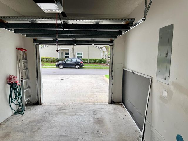 13219 NW 7TH Manor, Plantation, FL 33325