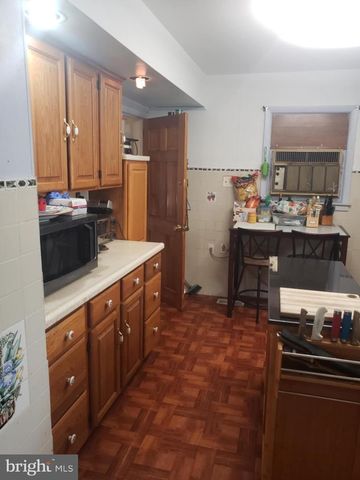 1100 CENTRAL AVE, Glendora, NJ 08029