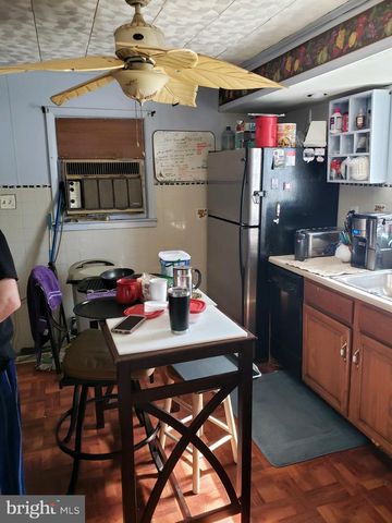 1100 CENTRAL AVE, Glendora, NJ 08029