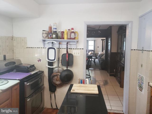 1100 CENTRAL AVE, Glendora, NJ 08029