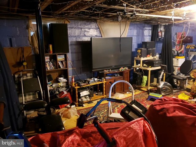 1100 CENTRAL AVE, Glendora, NJ 08029