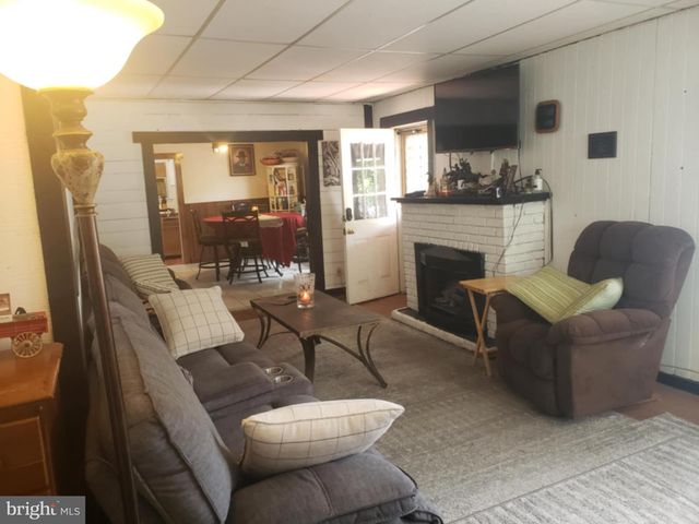 1100 CENTRAL AVE, Glendora, NJ 08029