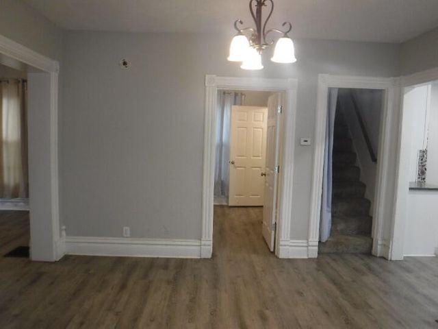 1212 Washington Avenue, Kalamazoo, MI 49001