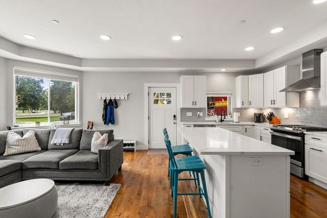 1400 Columbia Road 1, Boston, MA 02127