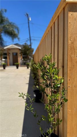 5713 E Wardlow, Long Beach, CA 90808