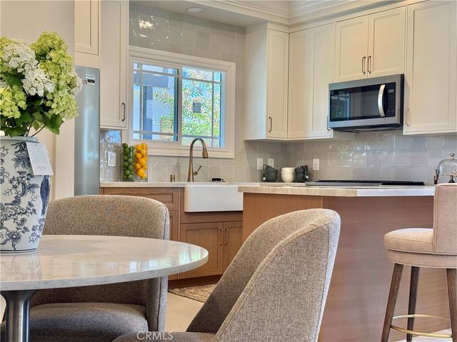 5713 E Wardlow, Long Beach, CA 90808