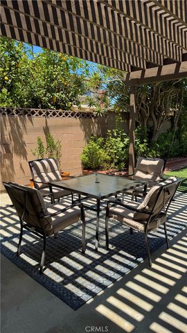 5713 E Wardlow, Long Beach, CA 90808