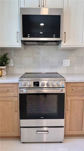 5713 E Wardlow, Long Beach, CA 90808