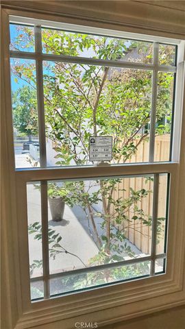 5713 E Wardlow, Long Beach, CA 90808