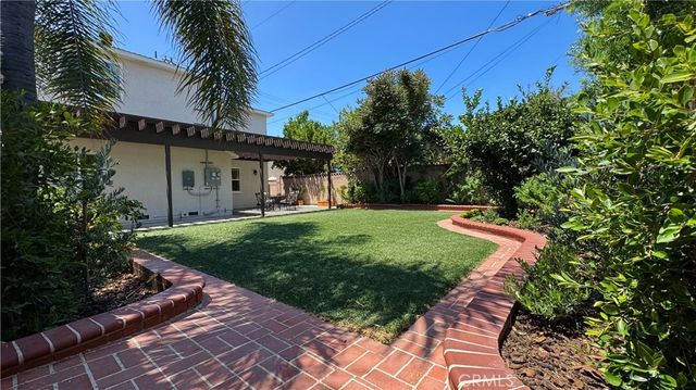 5713 E Wardlow, Long Beach, CA 90808