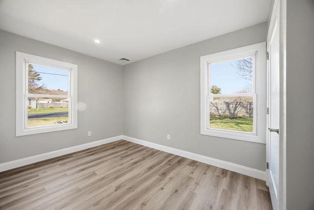 534 Hogg Memorial Dr, Whitman, MA 02382