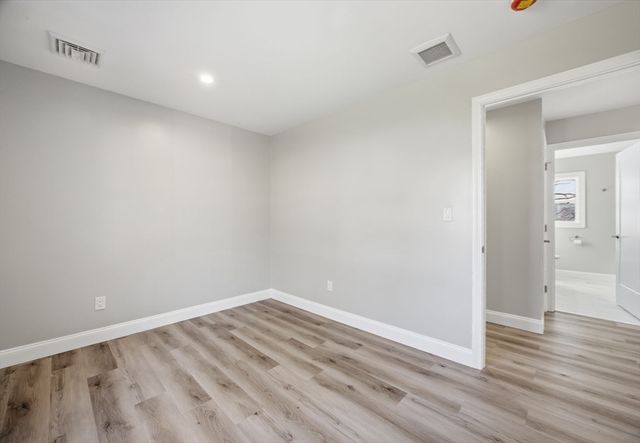 534 Hogg Memorial Dr, Whitman, MA 02382