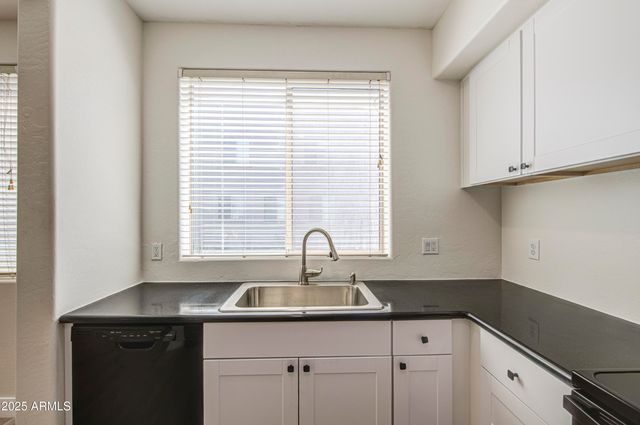 615 E Portland Street 261, Phoenix, AZ 85004