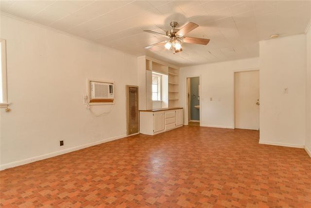 315 N 13th Street, Guthrie, OK 73044