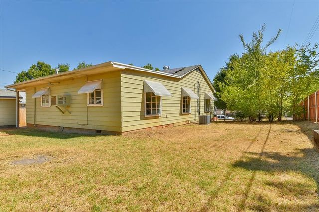 315 N 13th Street, Guthrie, OK 73044
