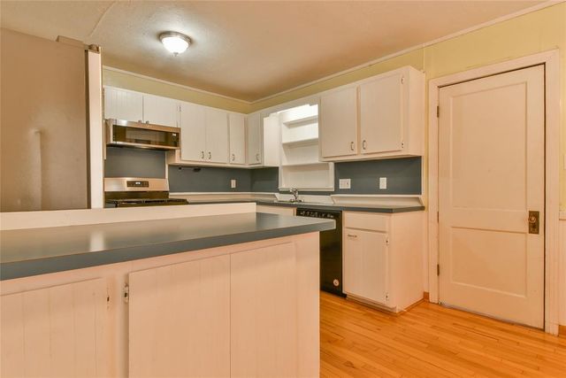 315 N 13th Street, Guthrie, OK 73044