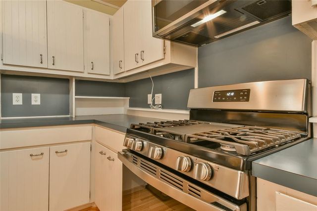 315 N 13th Street, Guthrie, OK 73044