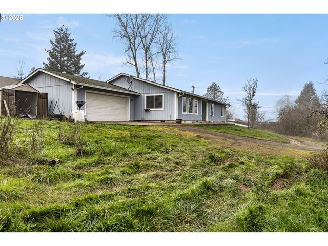220 WELLS Rd, Oakland, OR 97462