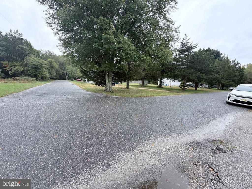 577 S ROOSEVELT AVE, EGG HARBOR CITY, NJ 08215 — photo 4