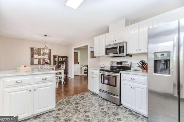 6441 Hog Mountain Road, Bogart, GA 30622