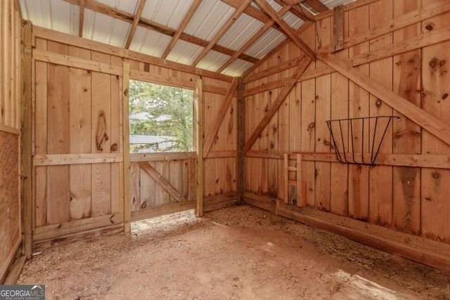 6441 Hog Mountain Road, Bogart, GA 30622