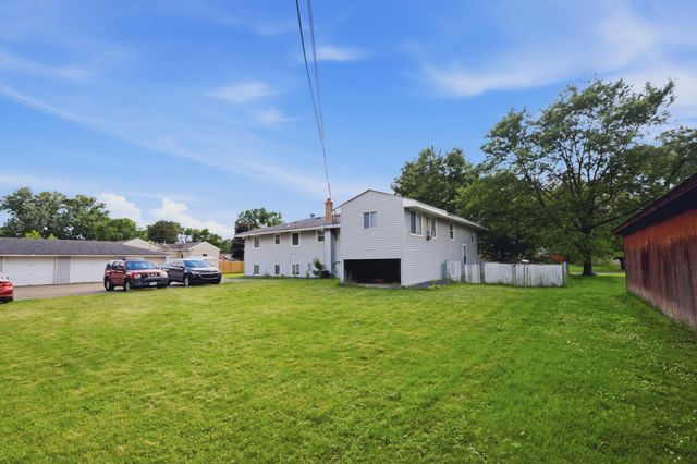 5116 Edgewood Avenue N, Crystal, MN 55428