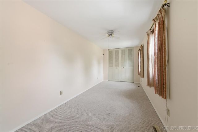 25 Garden Drive 1, Montgomery, IL 60538