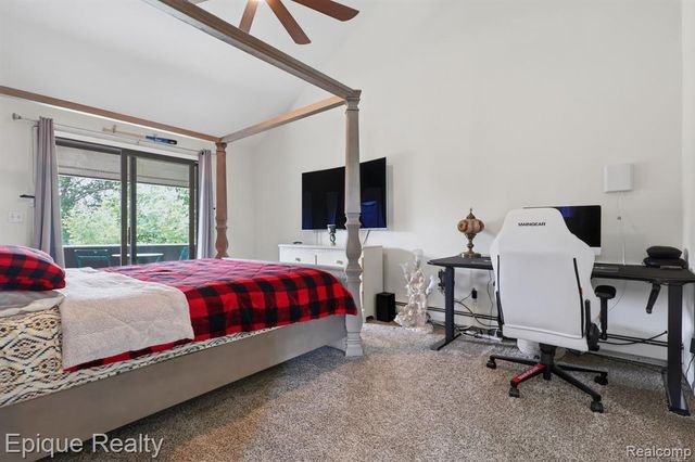 4049 Blue River Drive, Saint Clair, MI 48079