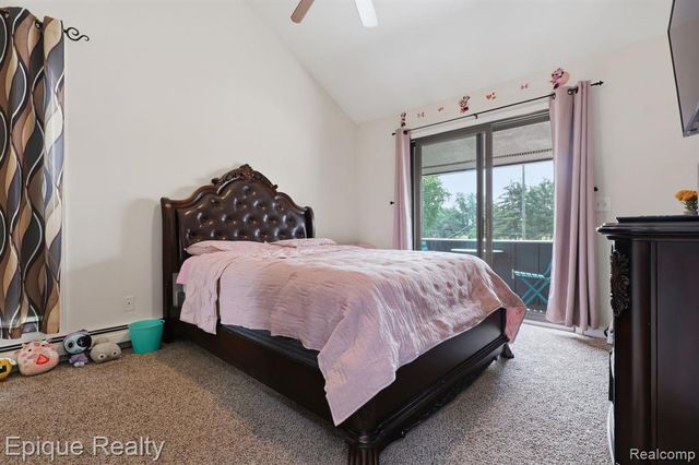 4049 Blue River Drive, Saint Clair, MI 48079