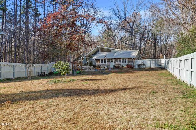 6202 Montgomery Estates Road, Hillsborough, NC 27278