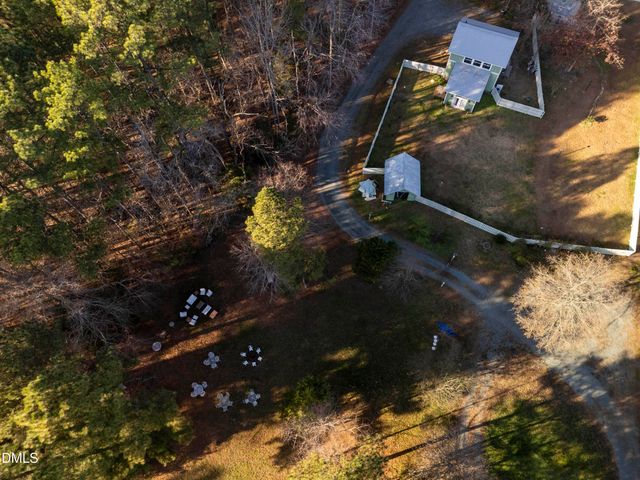 6202 Montgomery Estates Road, Hillsborough, NC 27278