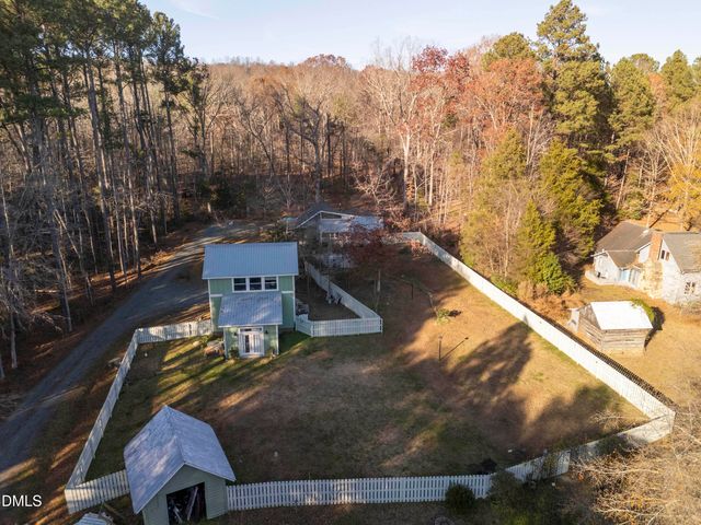 6202 Montgomery Estates Road, Hillsborough, NC 27278